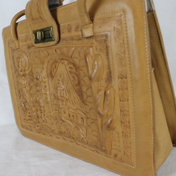 VTG AZTEC MEXICAN LEATHER FIESTA Purse Large Handtooled Tan Leather Shoulder Bag